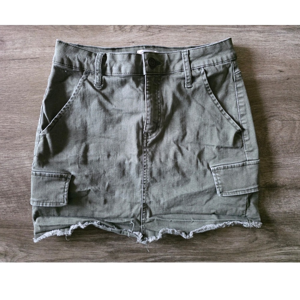 SO Olive Green Cargo Mini Skirt Raw Hem Utility Cotton Blend Size 5